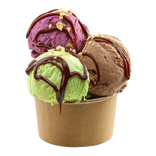 Copa de helados artesanales de varios sabores con chocolate